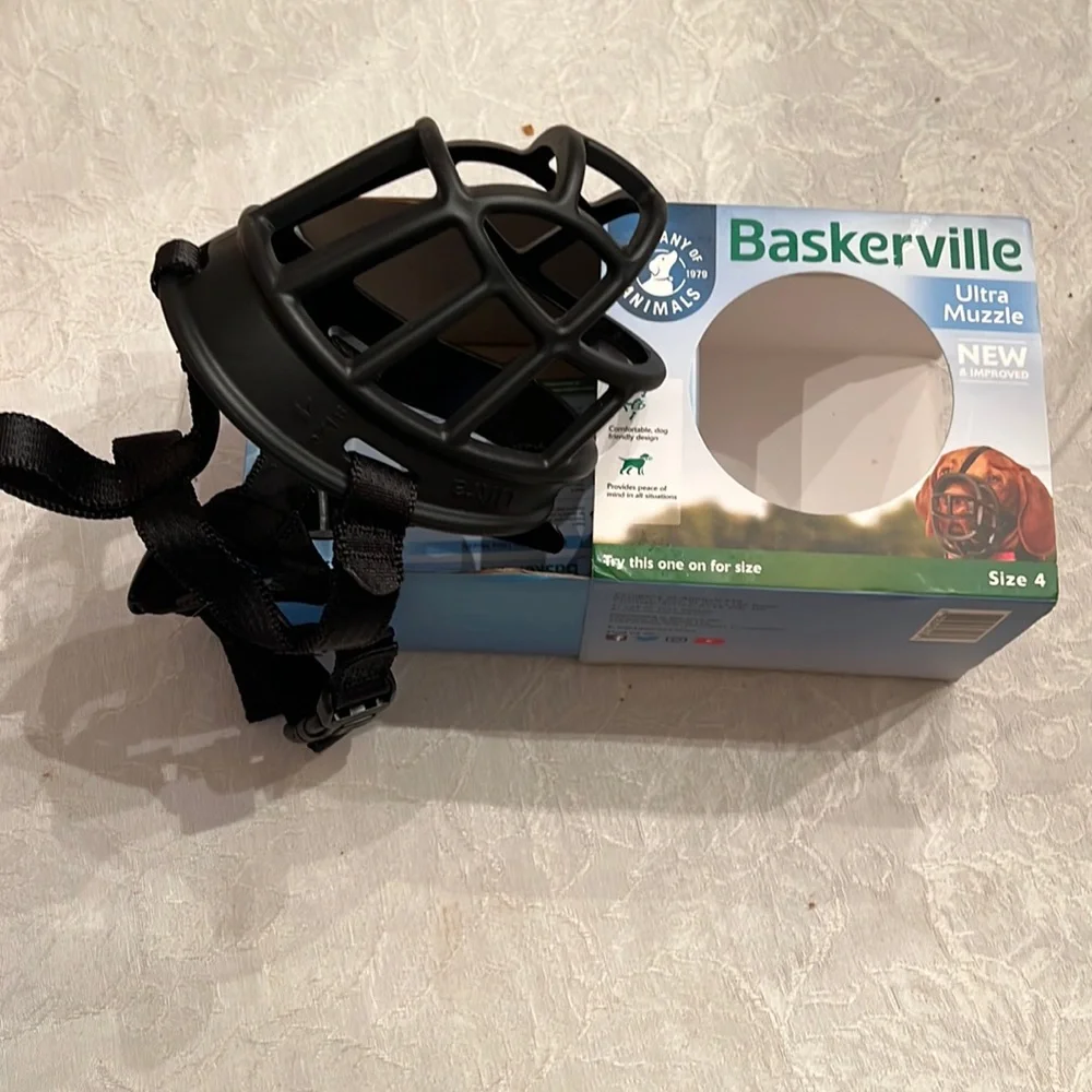 Baskerville Ultra Muzzle size 4